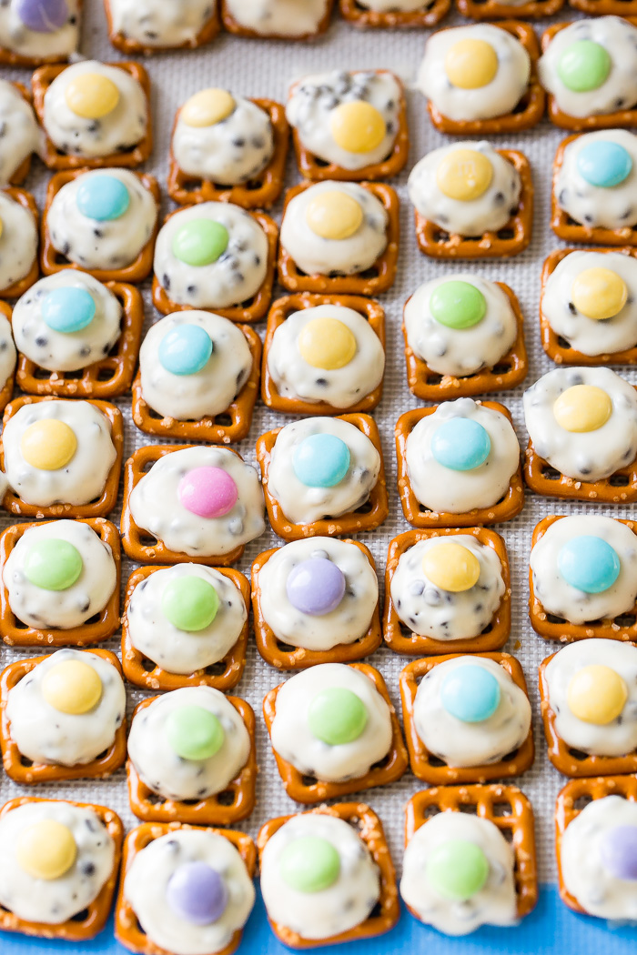 Easter Hershey Kiss Pretzels